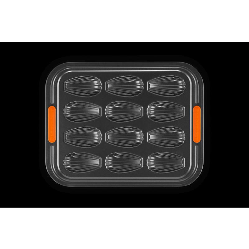 Le Creuset Non-Stick Madeleinbakform